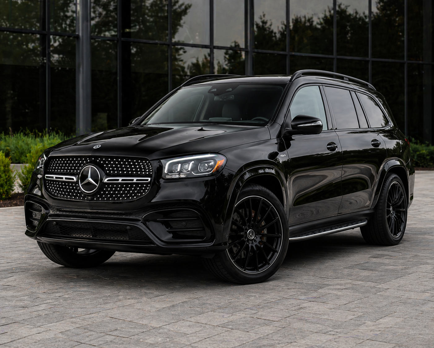 Mercedes-Benz GLS 450 exterior